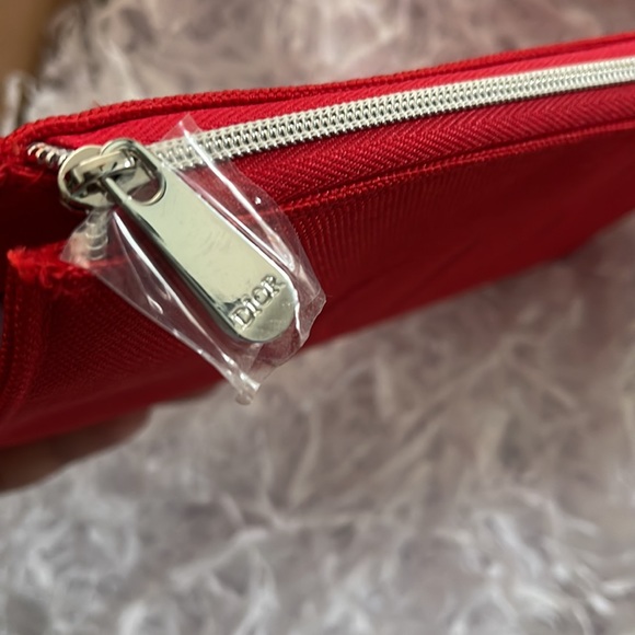 Dior Beauty Pouch - Picture 3 of 5